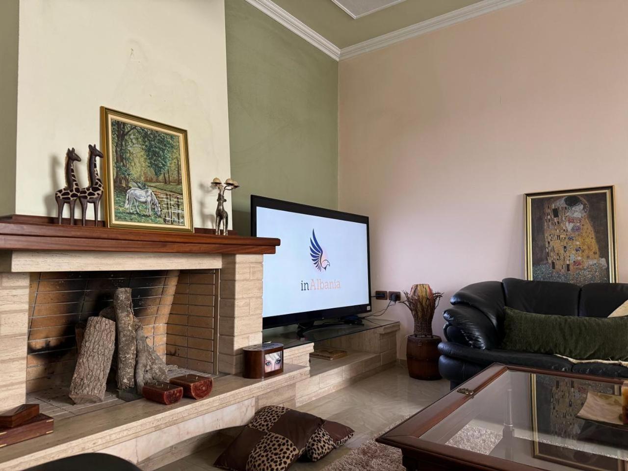 Silver Villa Gjirokastër Esterno foto